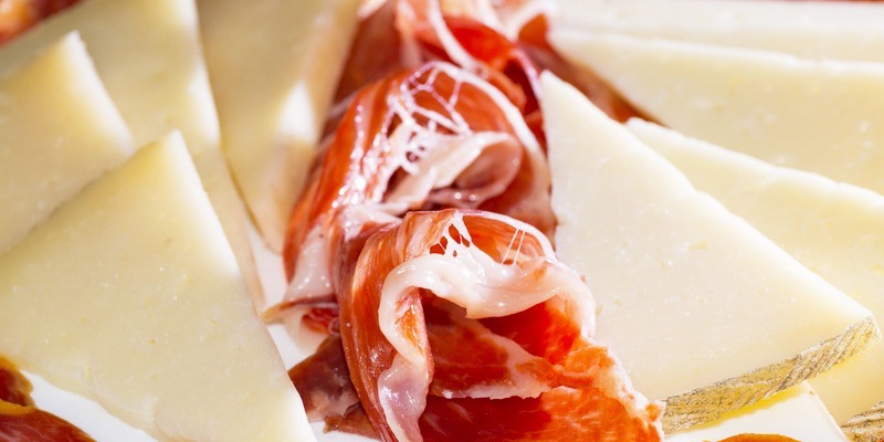 queso y jamón en la dieta mediterránea